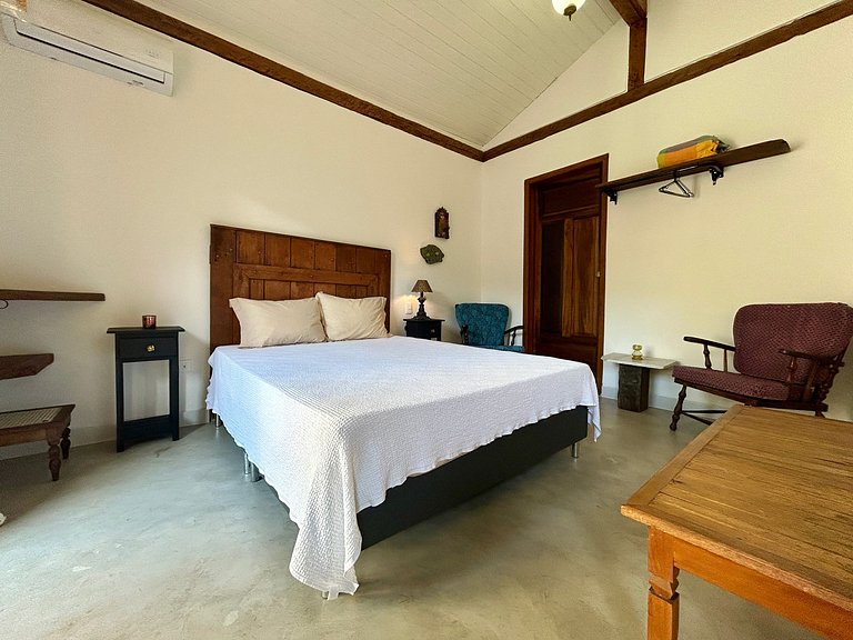 Casa à Venda no Perequê – Região Central de Ilhabela