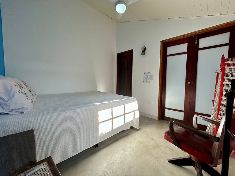 Casa à Venda no Perequê – Região Central de Ilhabela