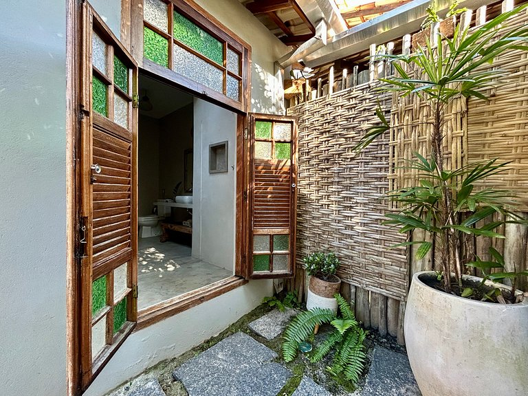 Casa à Venda no Perequê – Região Central de Ilhabela