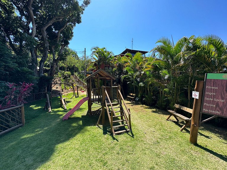 Casa Rústica, Aconchegante e Integrada à Natureza à Venda no