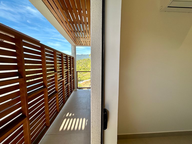 Seu refúgio moderno no paraíso de Ilhabela