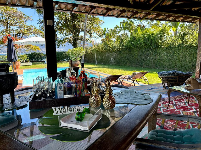 Casa pé na areia, piscina, churrasqueira e jacuzzi