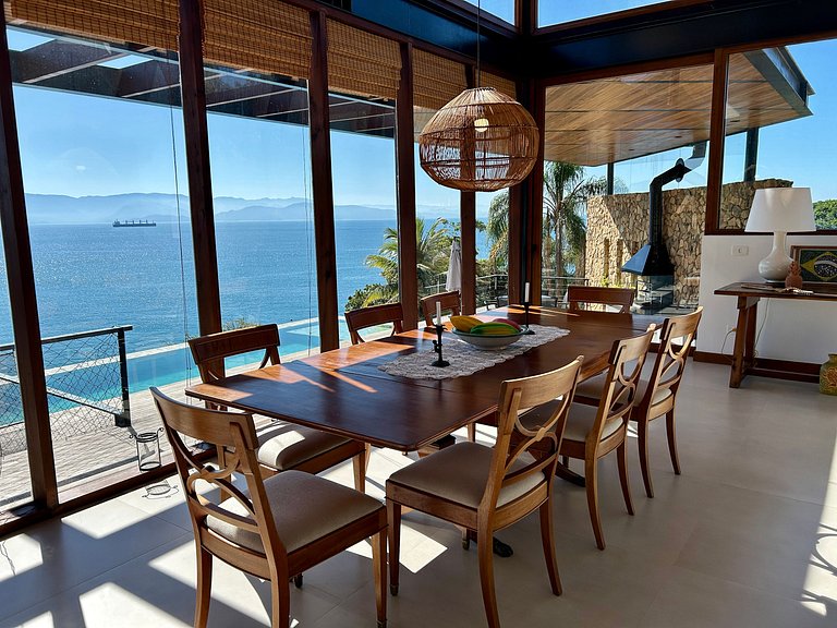 Casa nova, piscina, vista e área gourmet