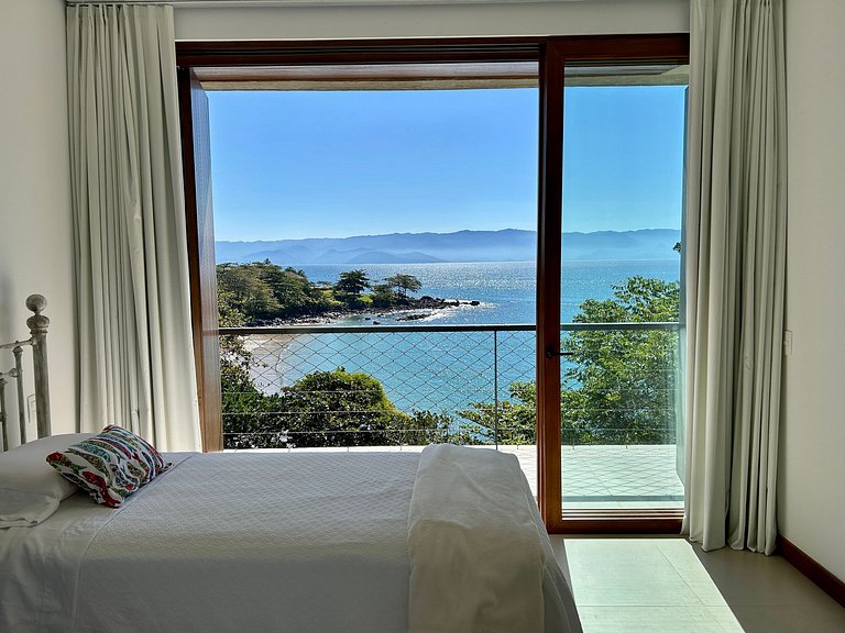 Casa nova, piscina, vista e área gourmet