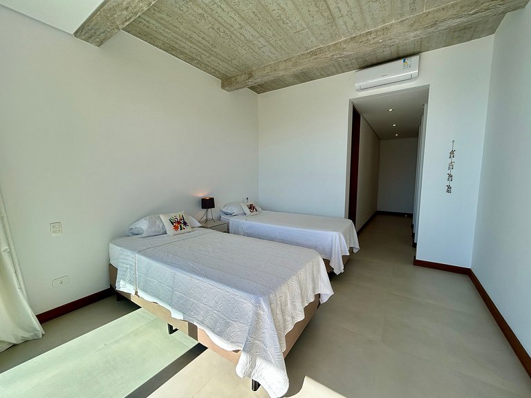 Casa nova, piscina, vista e área gourmet