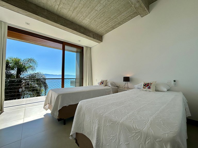Casa nova, piscina, vista e área gourmet