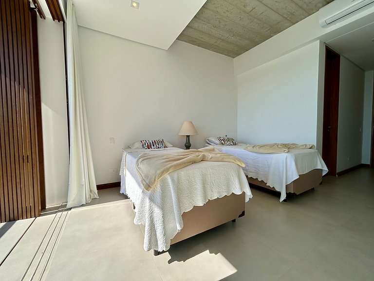 Casa nova, piscina, vista e área gourmet