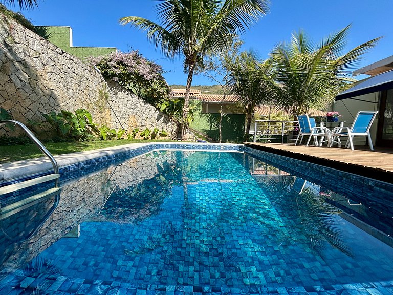 Casa em condomínio, piscina e vista espetacular