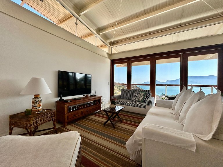 Casa em condomínio, piscina e vista espetacular