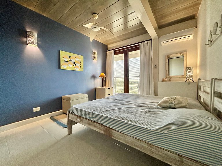 Casa em condomínio, piscina e vista espetacular