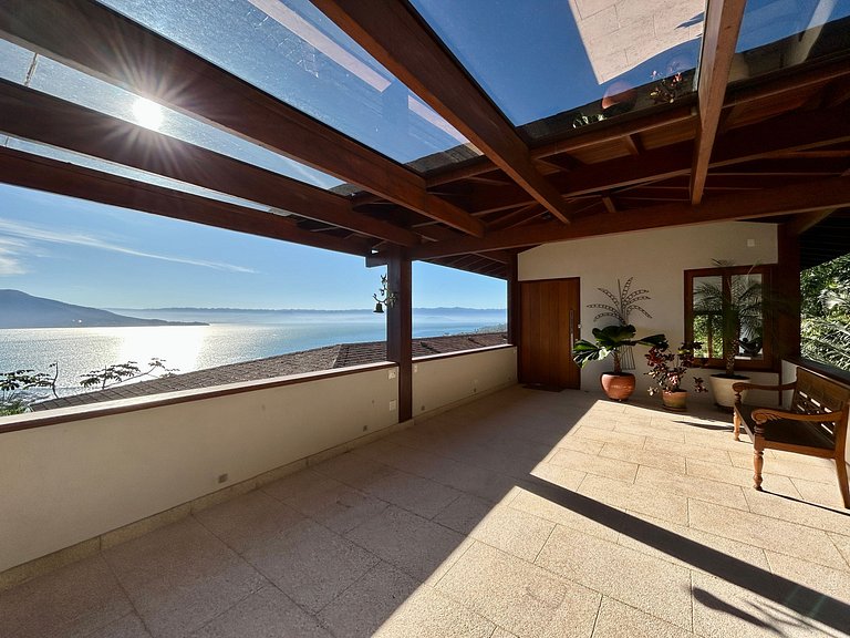 Piscina aquecida, hidro, espaço gourmet e vista