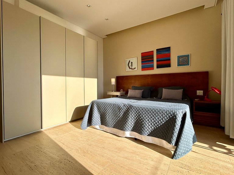 Piscina aquecida, hidro, espaço gourmet e vista