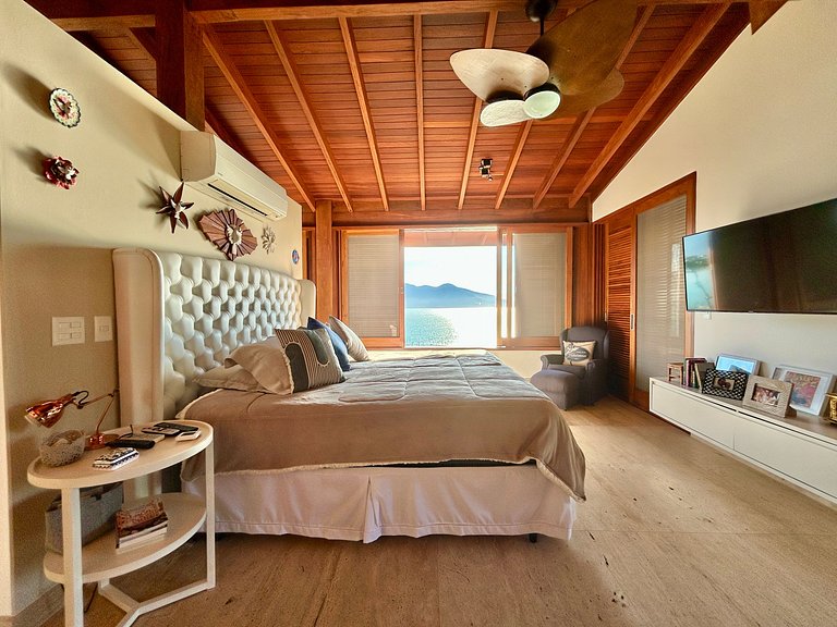 Casa Exclusiva em Ilhabela, com vista para o Yacht Club