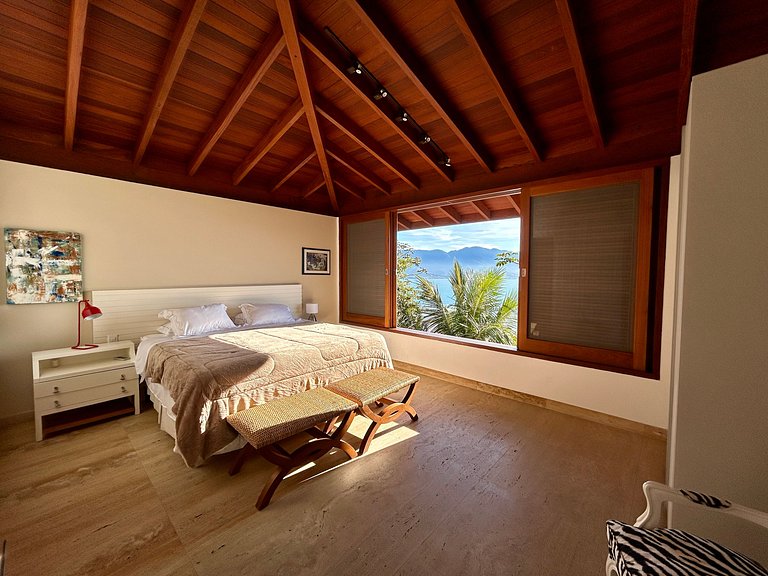 Piscina aquecida, hidro, espaço gourmet e vista