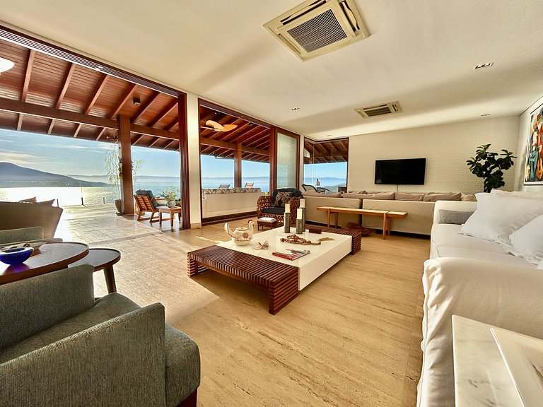 Piscina aquecida, hidro, espaço gourmet e vista