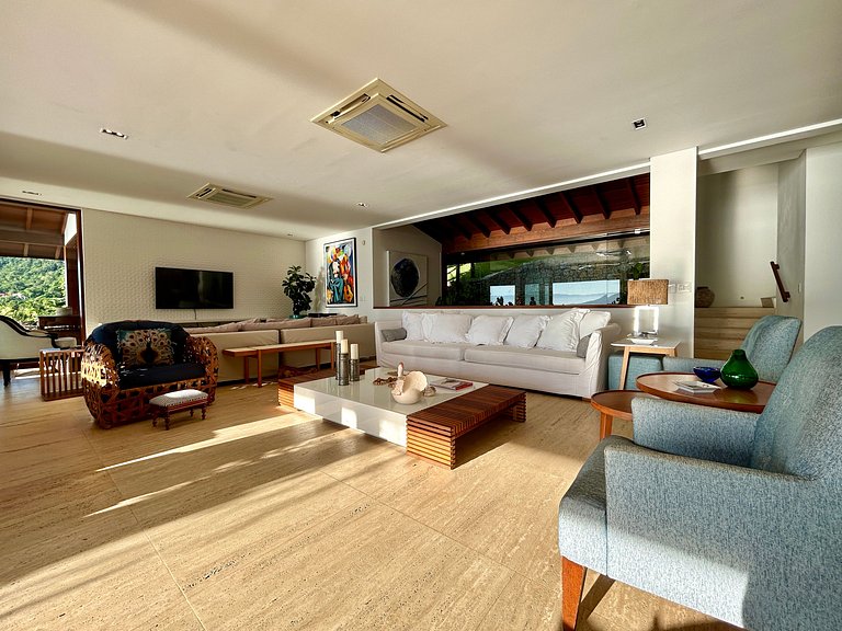 Piscina aquecida, hidro, espaço gourmet e vista