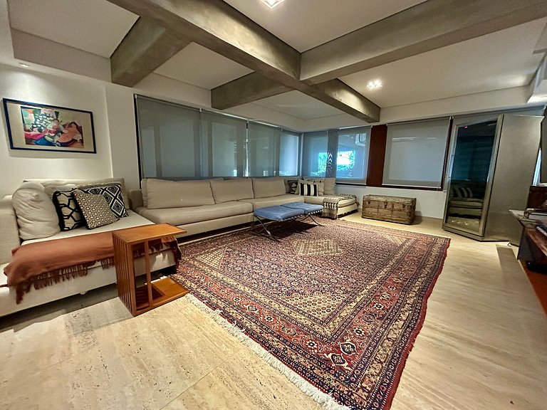 Piscina aquecida, hidro, espaço gourmet e vista