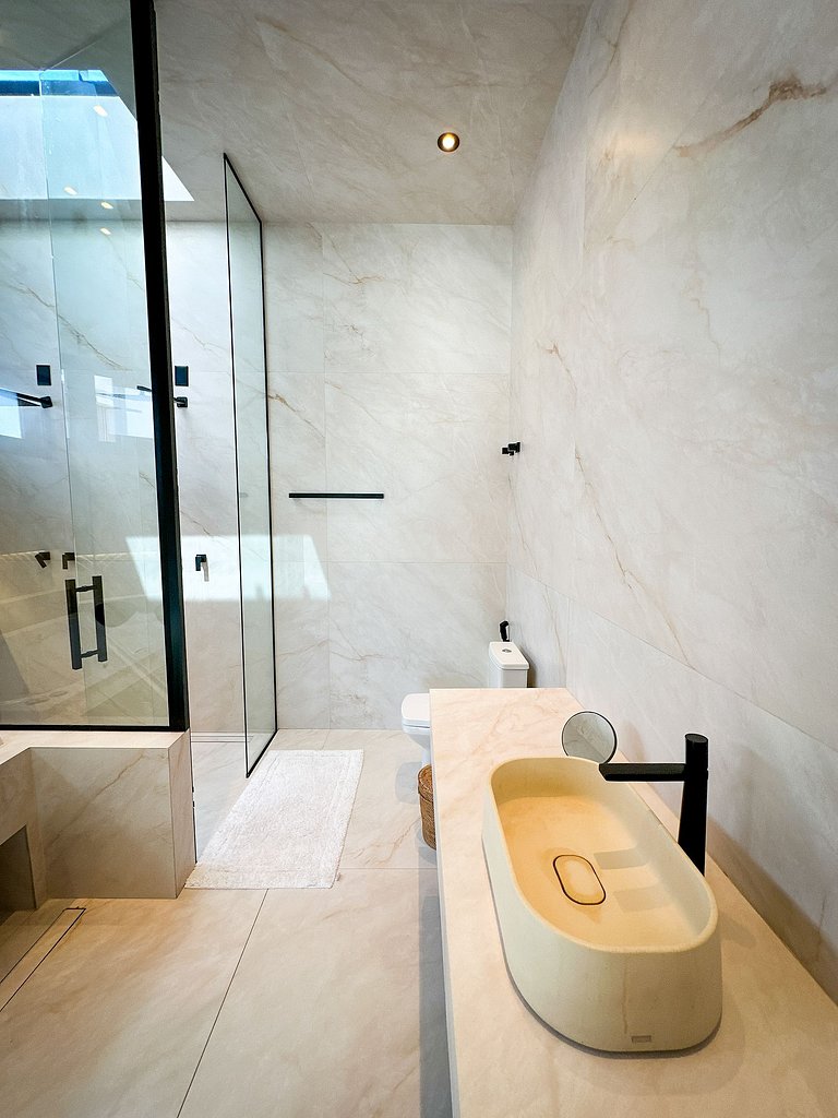 Piscina aquecida, hidro, espaço gourmet e vista