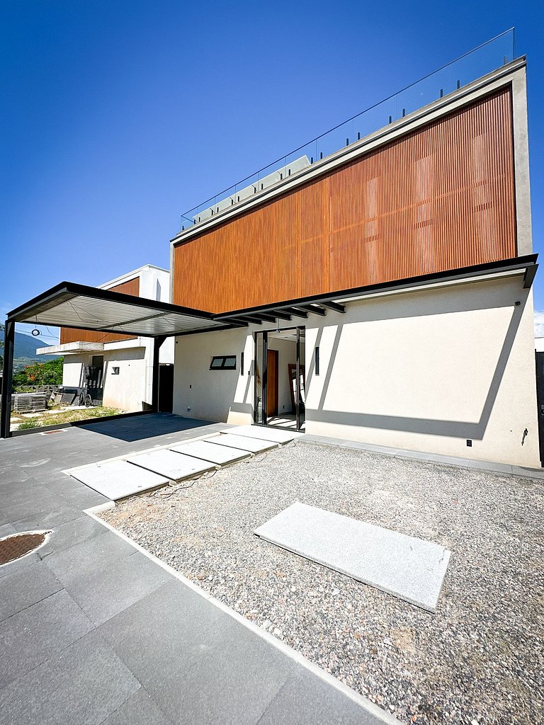Piscina aquecida, hidro, espaço gourmet e vista