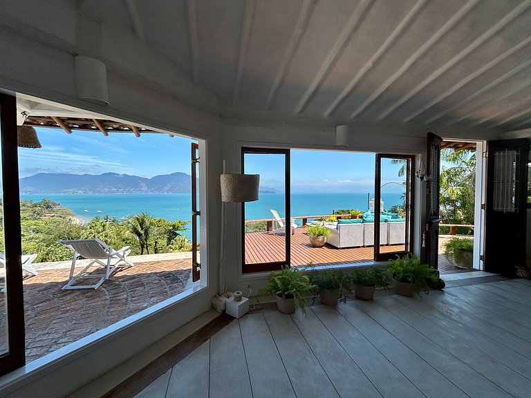 Vista deslumbrante, piscina, sauna, churrasqueira