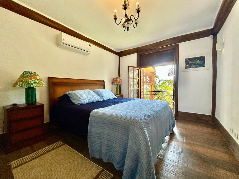 Piscina, espaço gourmet climatizado, vista mar