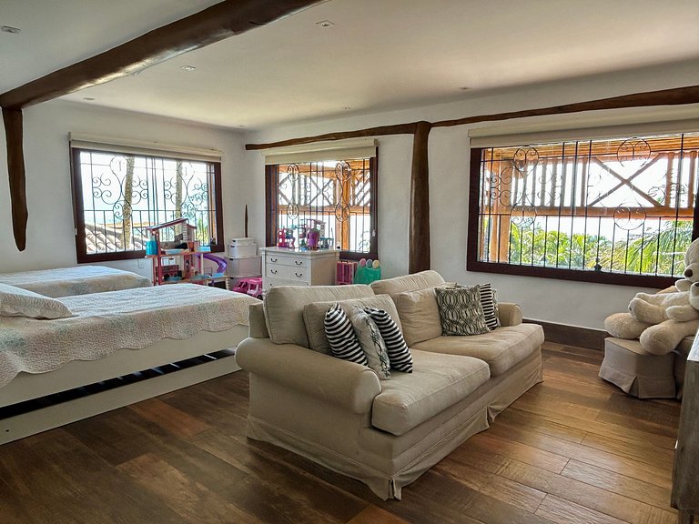 Piscina, espaço gourmet climatizado, vista mar
