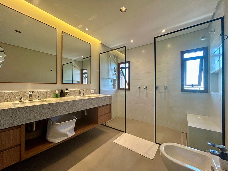 Casa contemporânea, piscina, vista, espaço gourmet