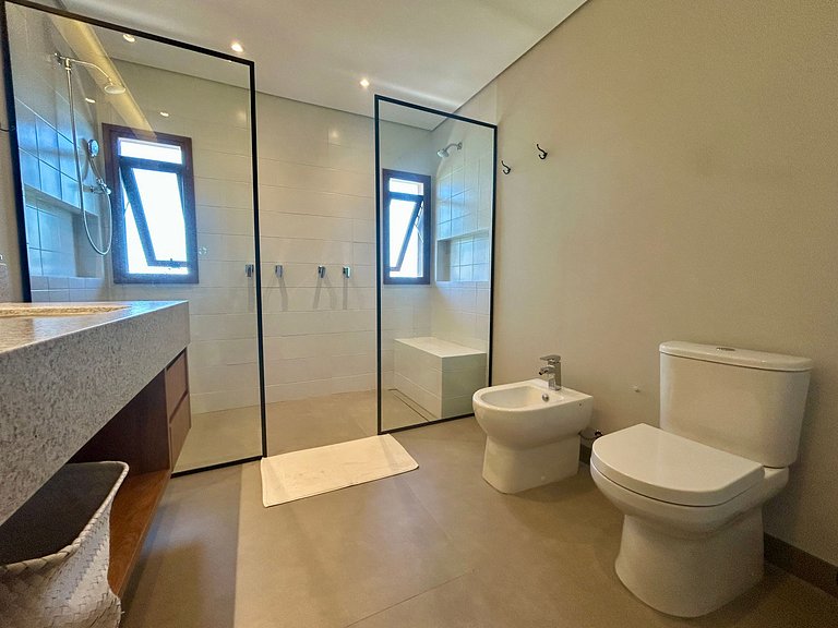 Casa contemporânea, piscina, vista, espaço gourmet