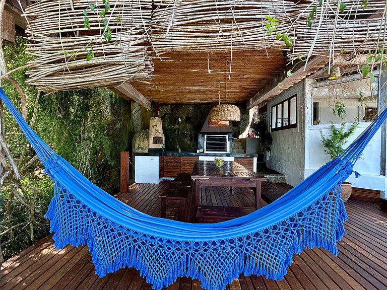 Vista deslumbrante, piscina, sauna, churrasqueira