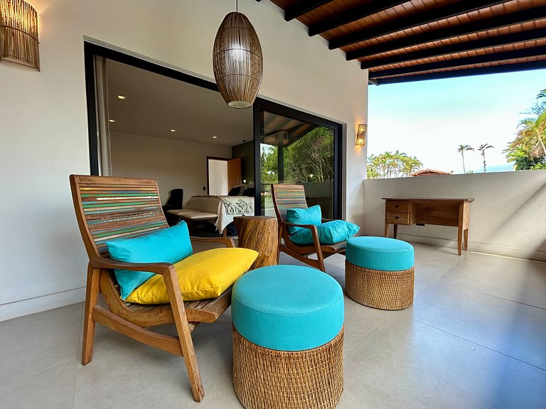 Casa de Alto Padrão no Condomínio Palmares – Frente ao Mar e