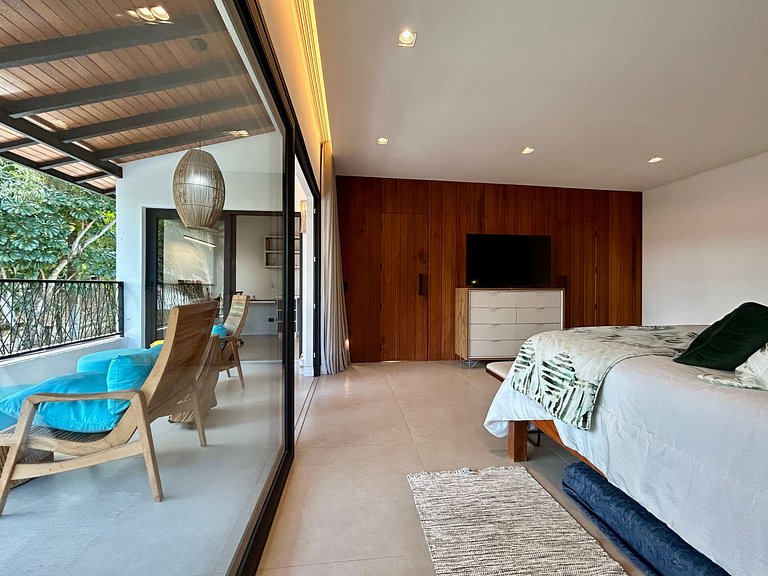 Casa de Alto Padrão no Condomínio Palmares – Frente ao Mar e