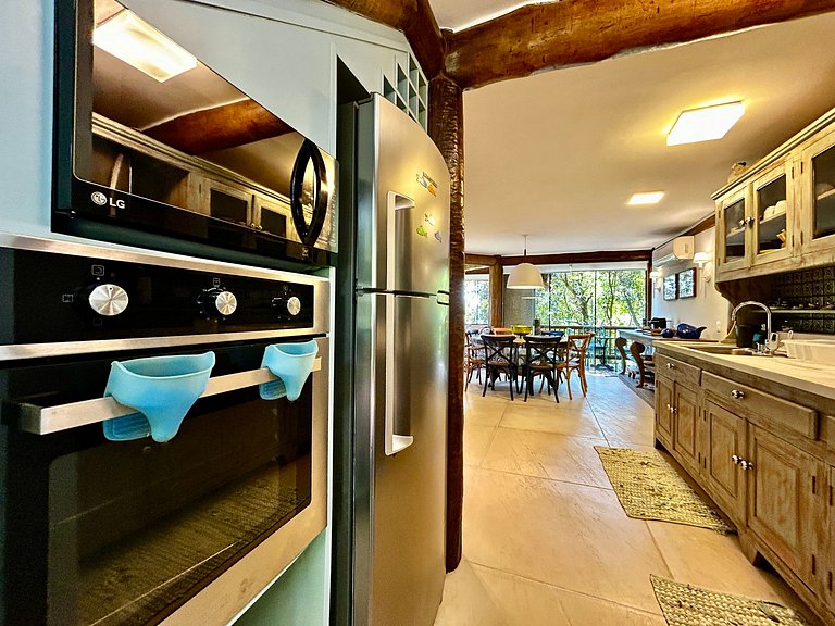 Casa em condomínio, varanda gourmet, praia Veloso