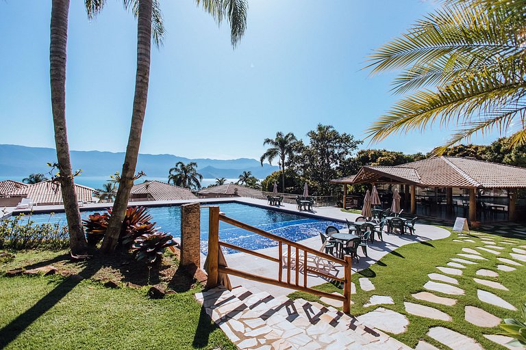 Casa em condomínio, varanda gourmet, praia Veloso