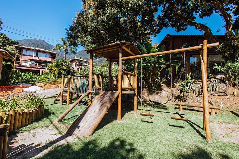 Casa em condomínio, varanda gourmet, praia Veloso