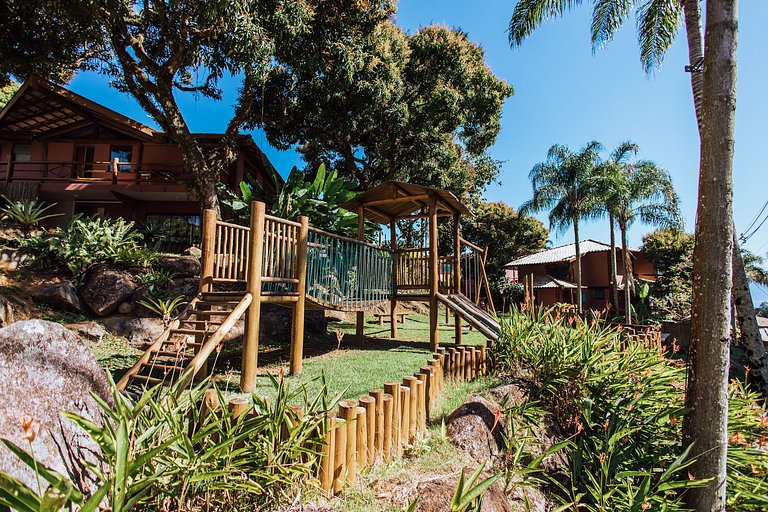 Casa em condomínio, varanda gourmet, praia Veloso