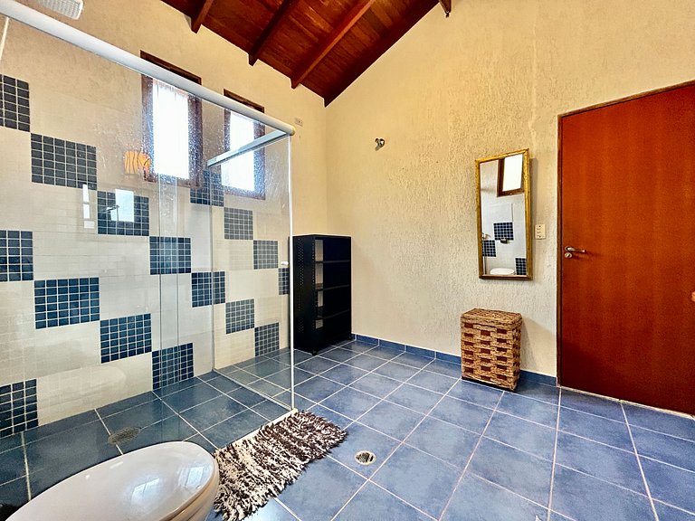 A 50m da praia Itaguassu, piscina, churrasqueira