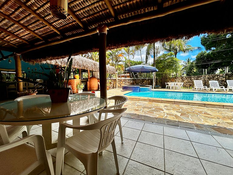 A 50m da praia Itaguassu, piscina, churrasqueira