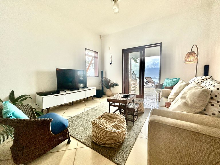 Vista deslumbrante, piscina e espaço gourmet