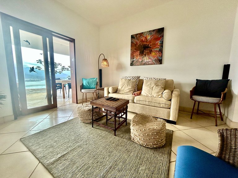 Vista deslumbrante, piscina e espaço gourmet