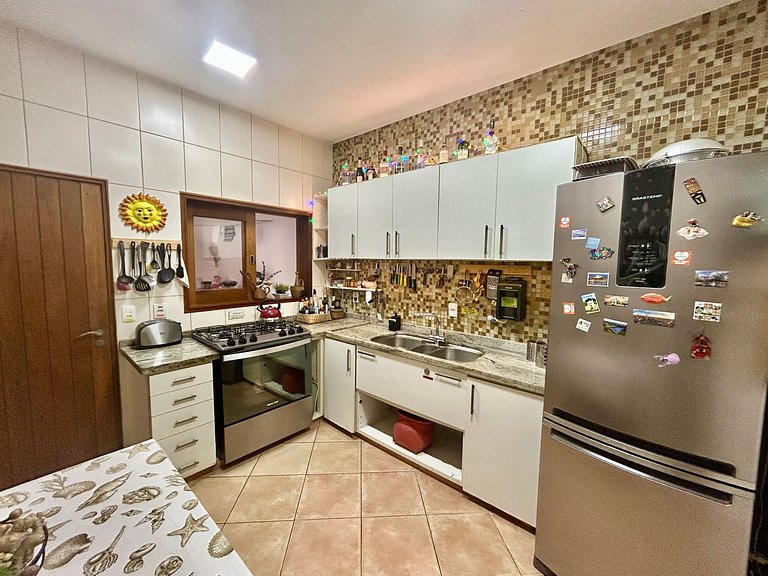 Vista deslumbrante, piscina e espaço gourmet