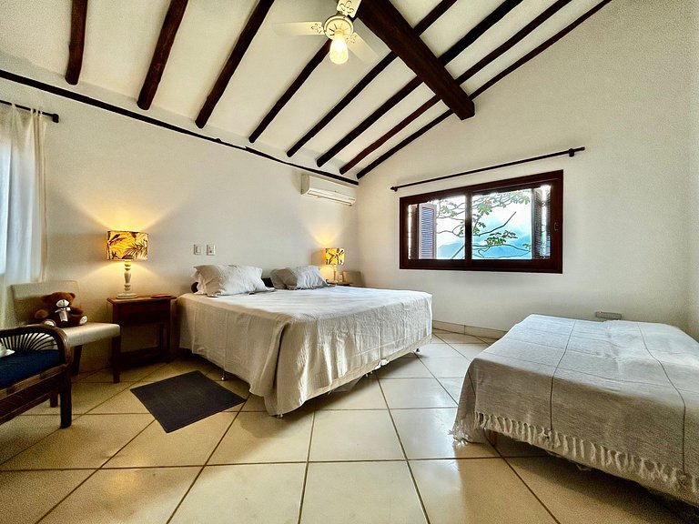 Vista deslumbrante, piscina e espaço gourmet