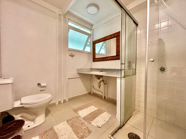 Casa em condomínio pé na areia com área gourmet