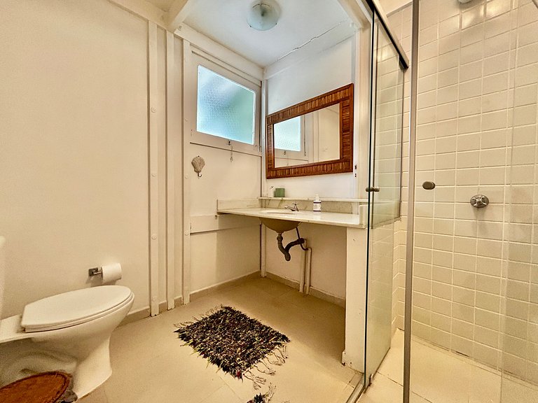 Casa em condomínio pé na areia com área gourmet