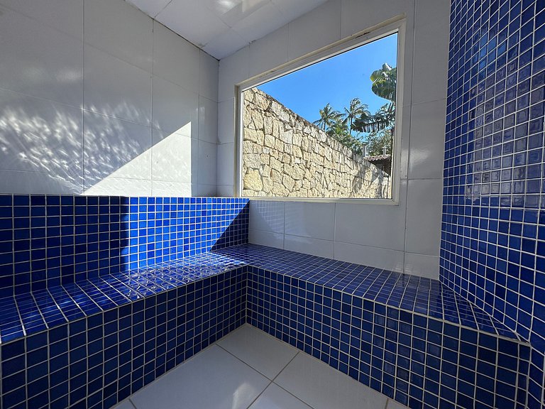 Casa contemporânea a 30m da praia da Feiticeira