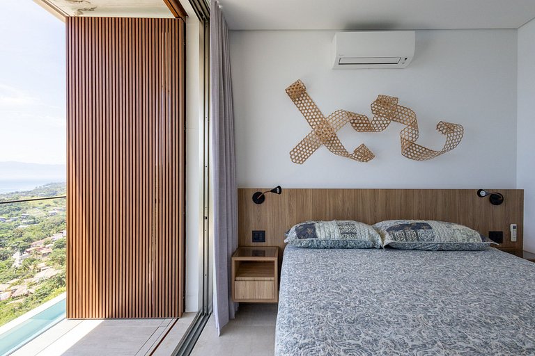 Casa contemporênea a 5 minutos do YTC Ilhabela