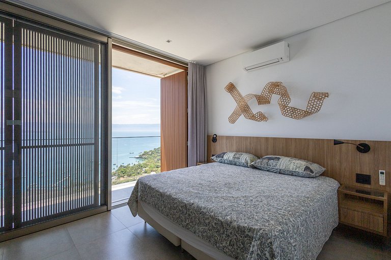 Casa contemporênea a 5 minutos do YTC Ilhabela