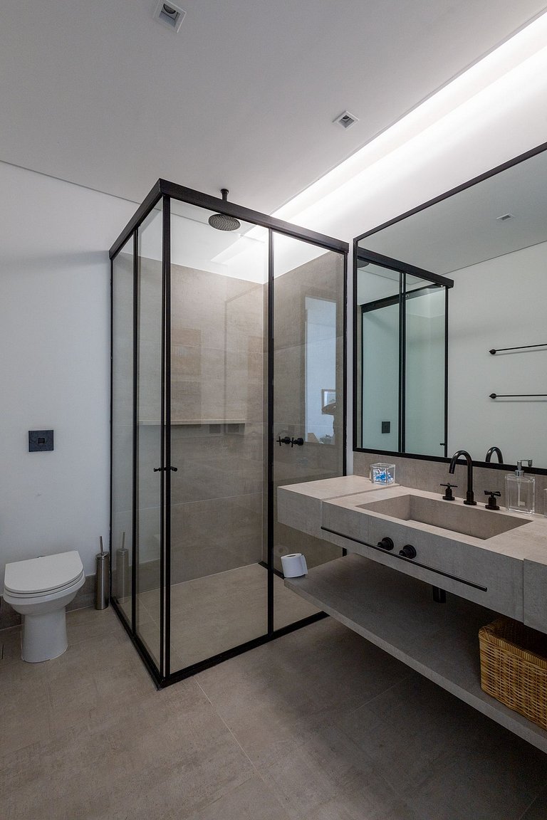 Casa contemporênea a 5 minutos do YTC Ilhabela