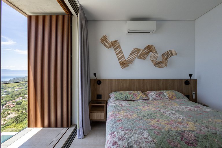 Casa contemporânea a 5 minutos do YTC Ilhabela