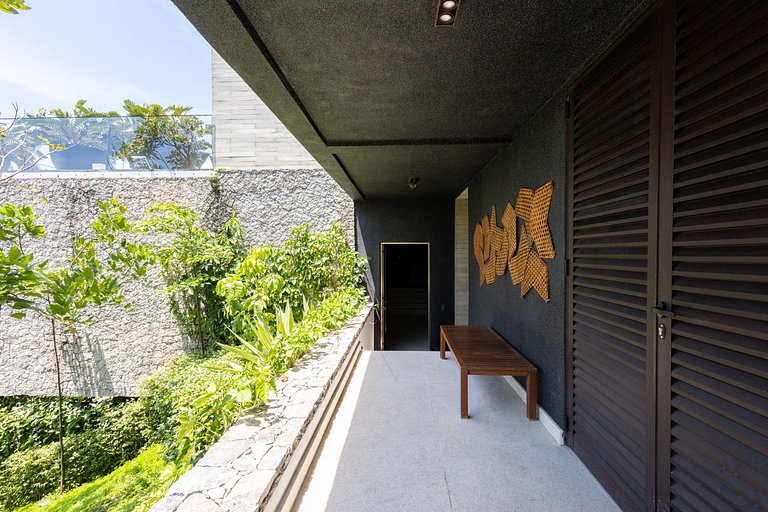 Casa contemporânea a 5 minutos do YTC Ilhabela