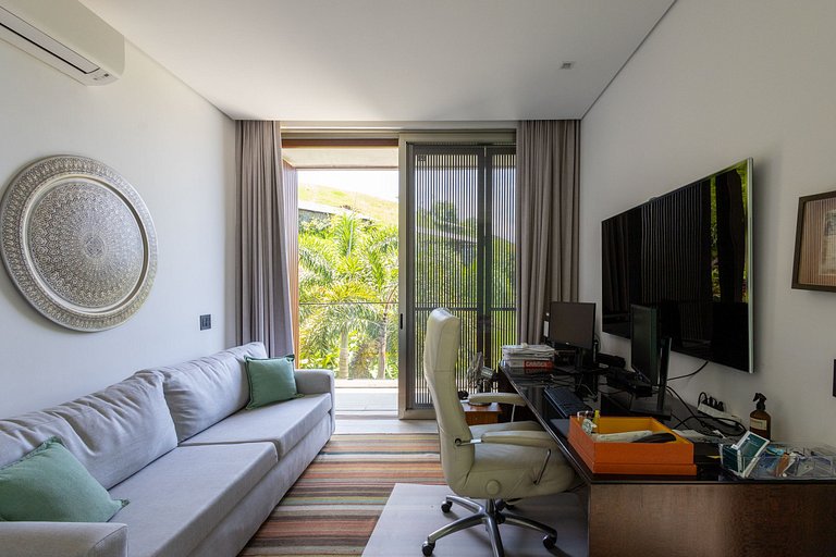 Casa contemporânea a 5 minutos do YTC Ilhabela